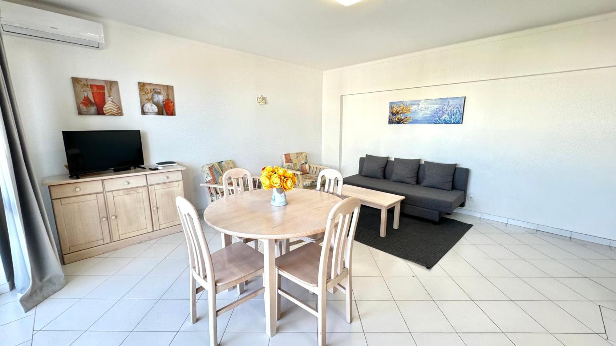 Praia Da Rocha, 605 Concorde, Charming Apartment With Sea View, Internet And Parking, By Ig Портиман Екстериор снимка